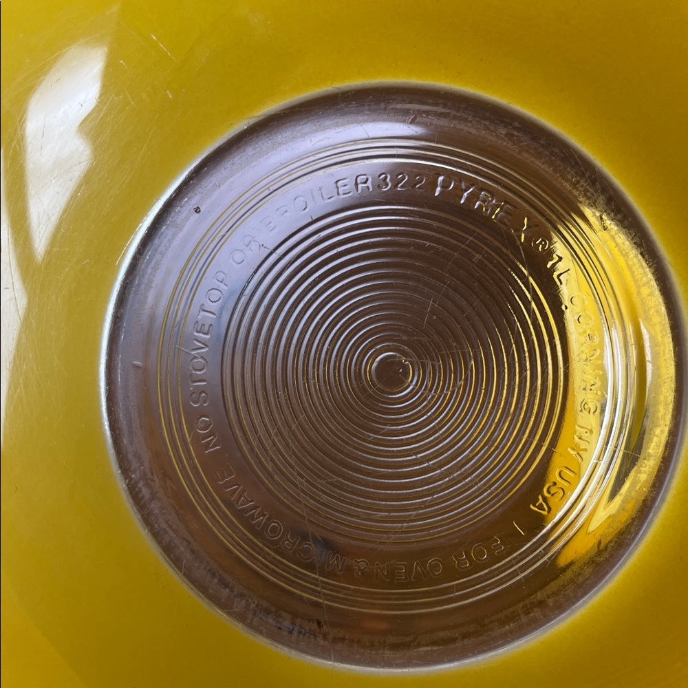 3- Pyrex Vintage Mixing Bowls Yellow Clear Bottoms - Picture 4 of 16